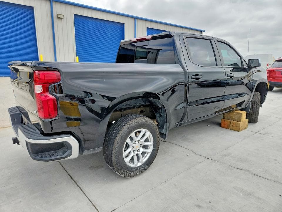 2025 CHEVROLET SILVERADO K1500 LT 3