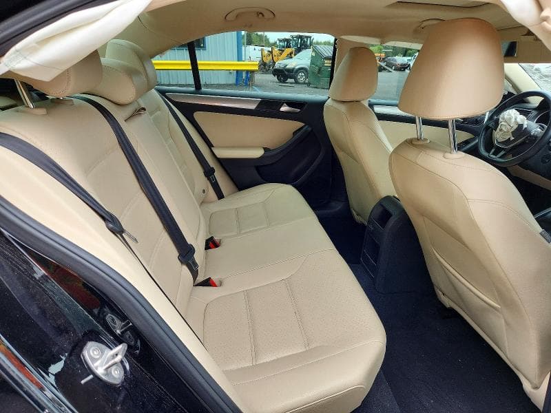 2017 VOLKSWAGEN JETTA SE 10
