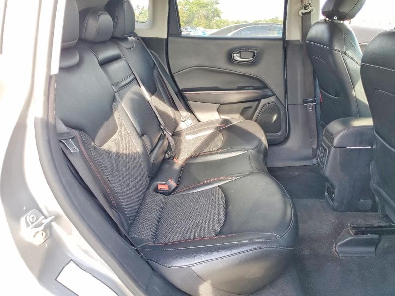 2019 JEEP COMPASS TRAILHAWK 11