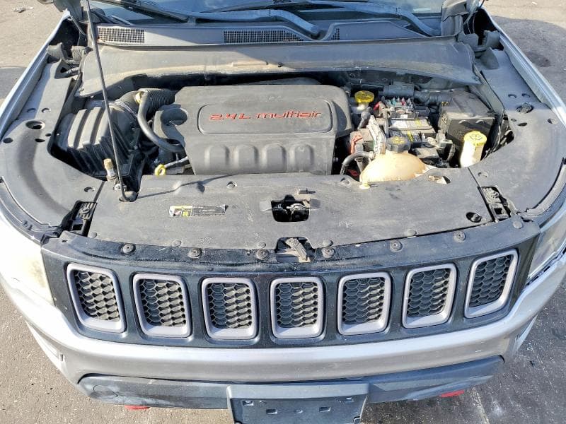 2019 JEEP COMPASS TRAILHAWK 12
