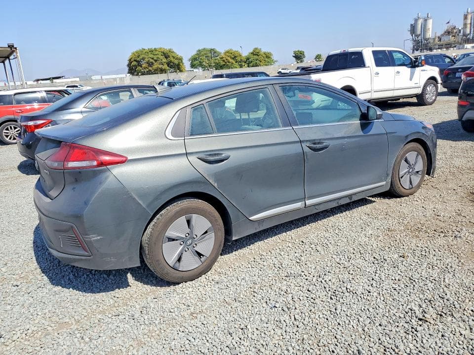 2020 HYUNDAI IONIQ SE 3