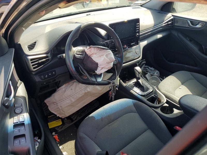 2020 HYUNDAI IONIQ SE 8