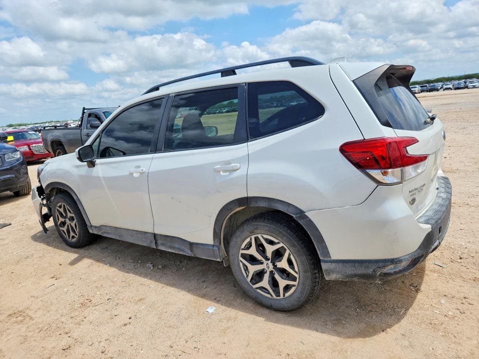 2019 SUBARU FORESTER PREMIUM 2