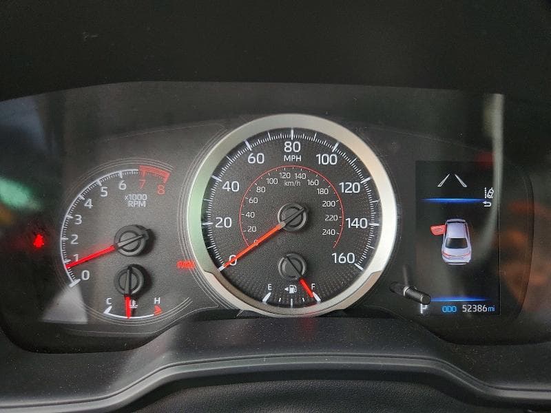 2020 TOYOTA COROLLA SE SE 9