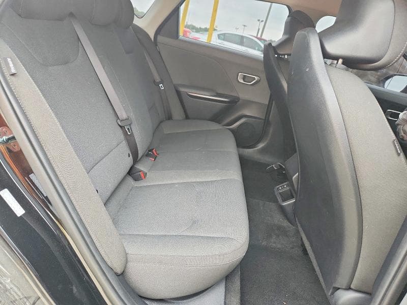 2025 KIA K4 LX 10