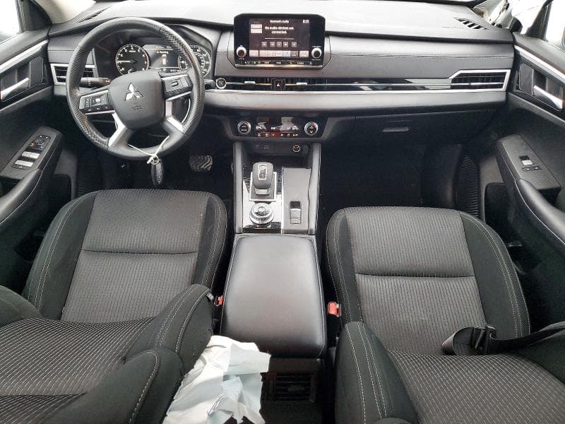 2023 MITSUBISHI OUTLANDER ES ES 8