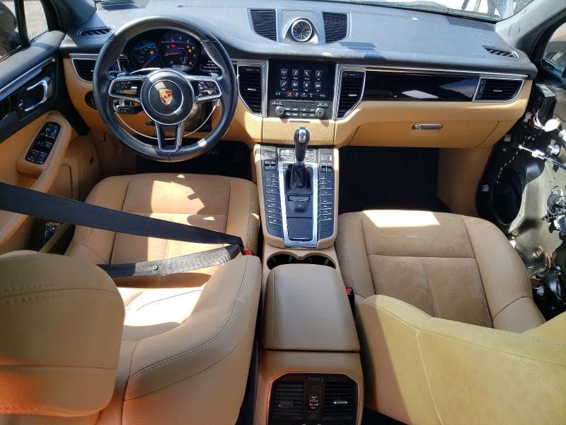2018 PORSCHE MACAN 8