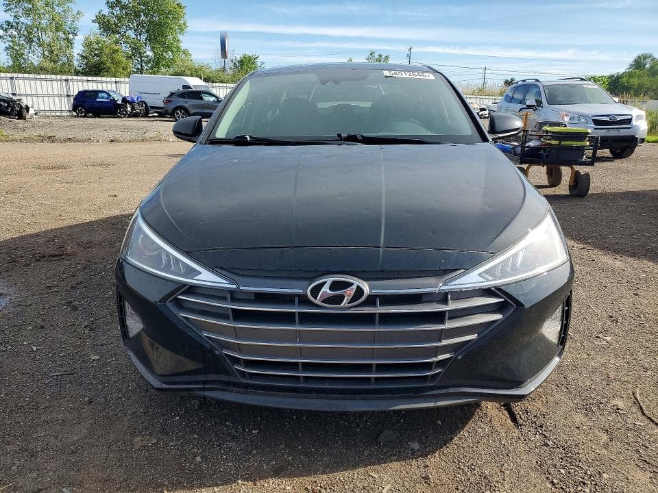 2020 HYUNDAI ELANTRA SE 5