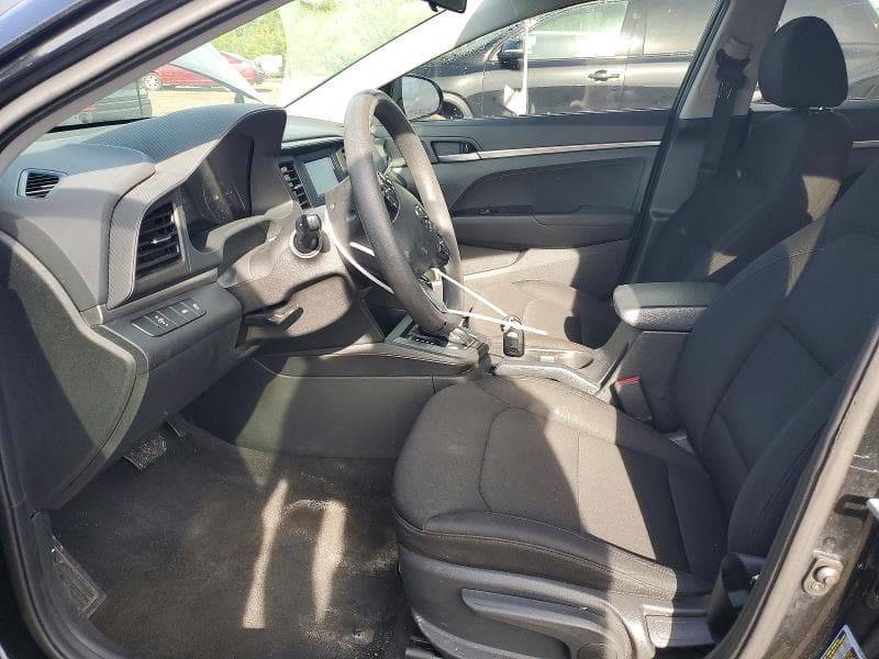 2020 HYUNDAI ELANTRA SE 7