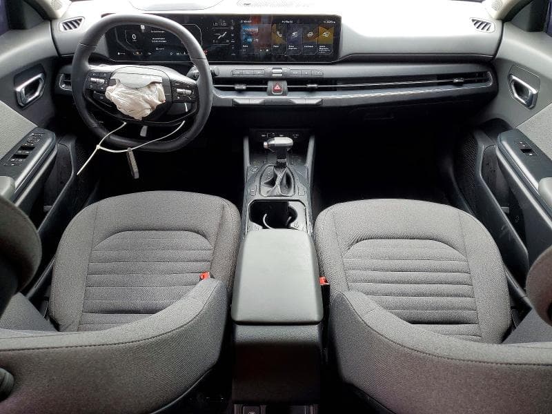 2025 KIA K4 EX EX 8