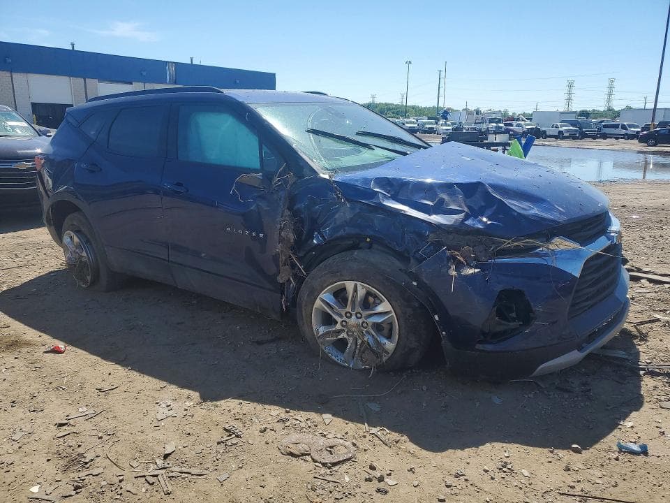 2022 CHEVROLET BLAZER 2LT 4