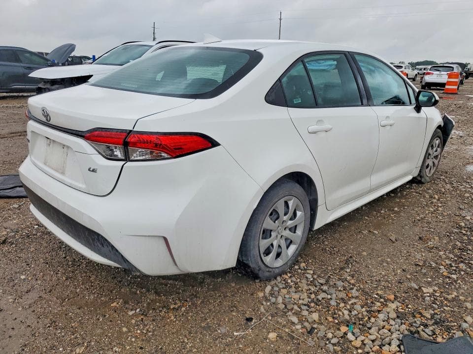 2021 TOYOTA COROLLA LE LE 3