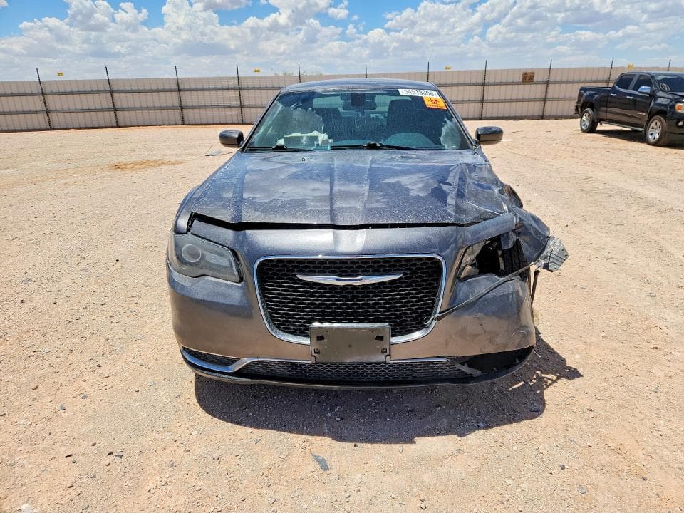 2016 CHRYSLER 300 S 5