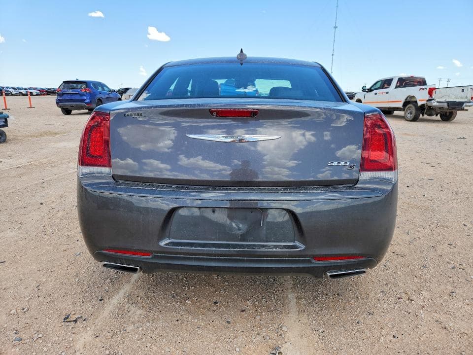 2016 CHRYSLER 300 S 6