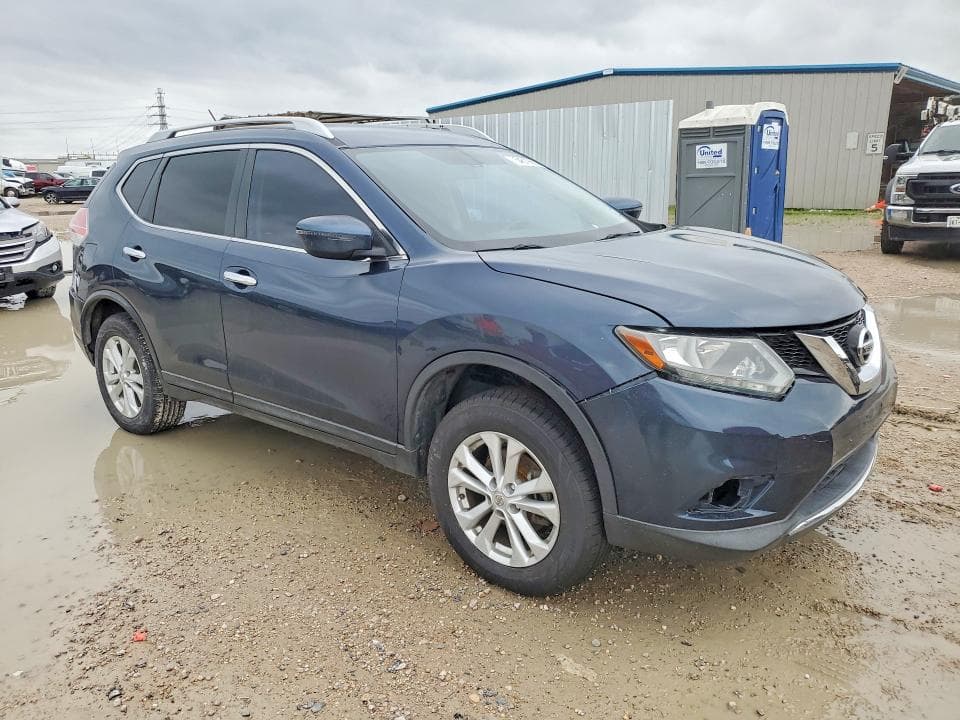 2016 NISSAN ROGUE S 4