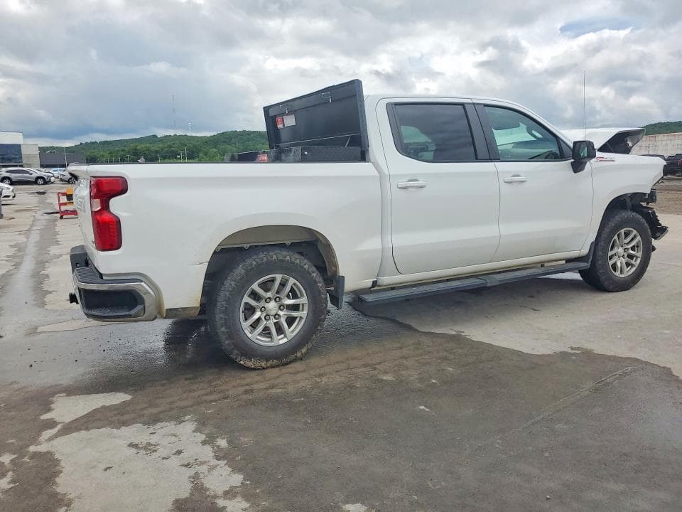 2019 CHEVROLET SILVERADO K1500 LT 3