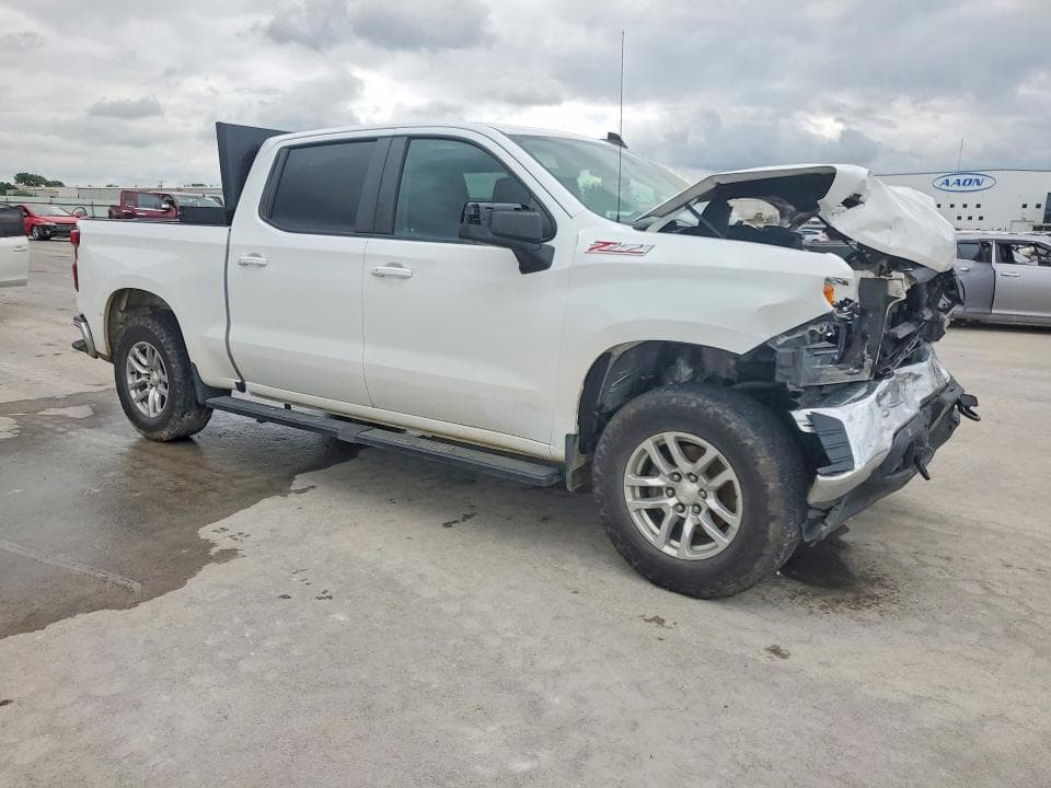 2019 CHEVROLET SILVERADO K1500 LT 4