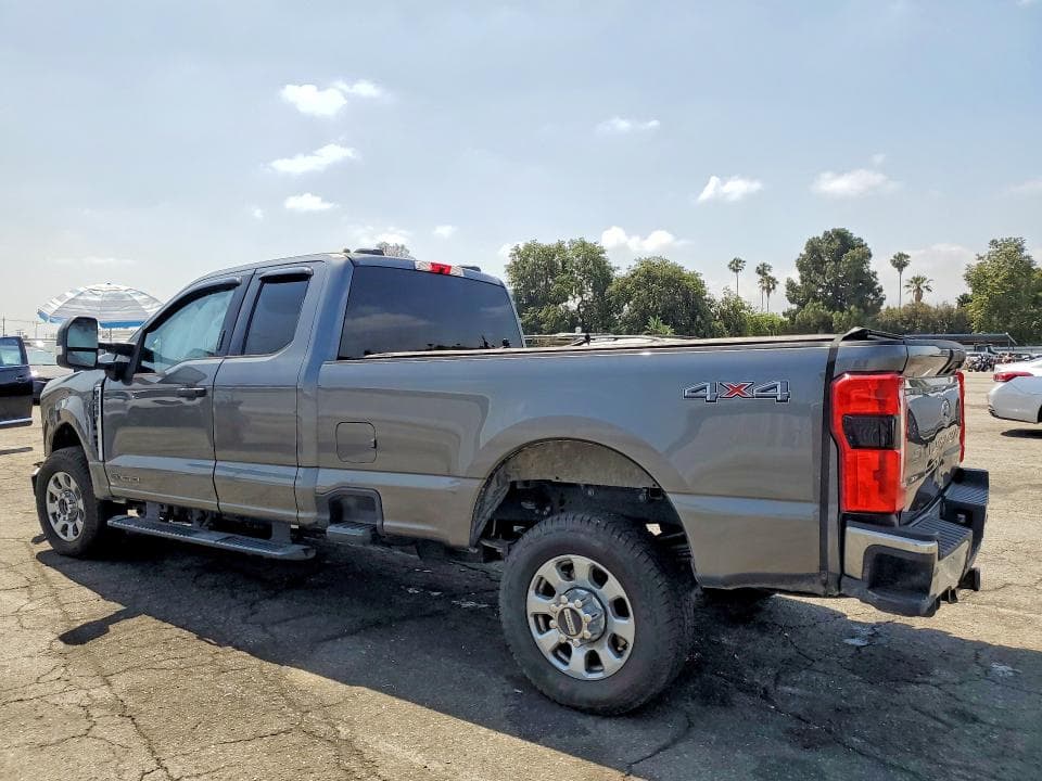 2023 FORD F250 SUPER DUTY 2