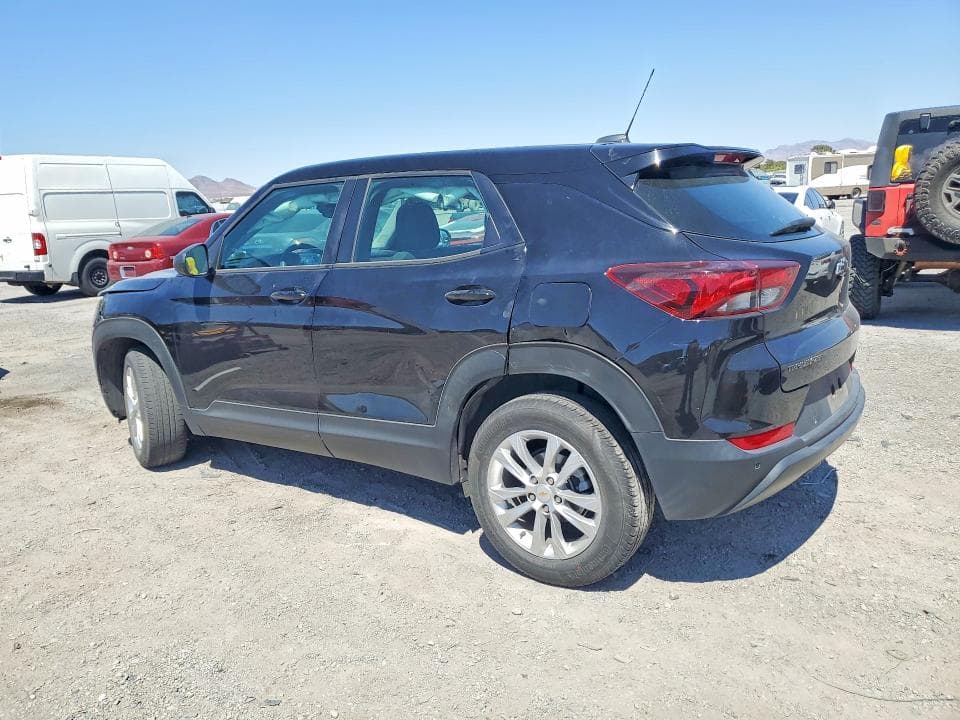 2022 CHEVROLET TRAILBLAZER LS 2