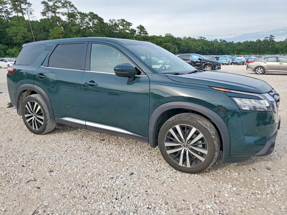 2024 NISSAN PATHFINDER PLATINUM 4