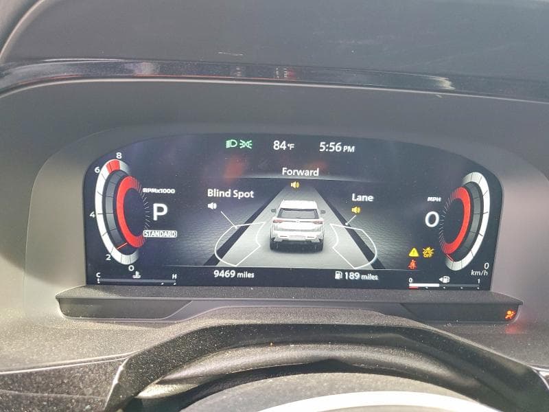 2024 NISSAN PATHFINDER PLATINUM 9