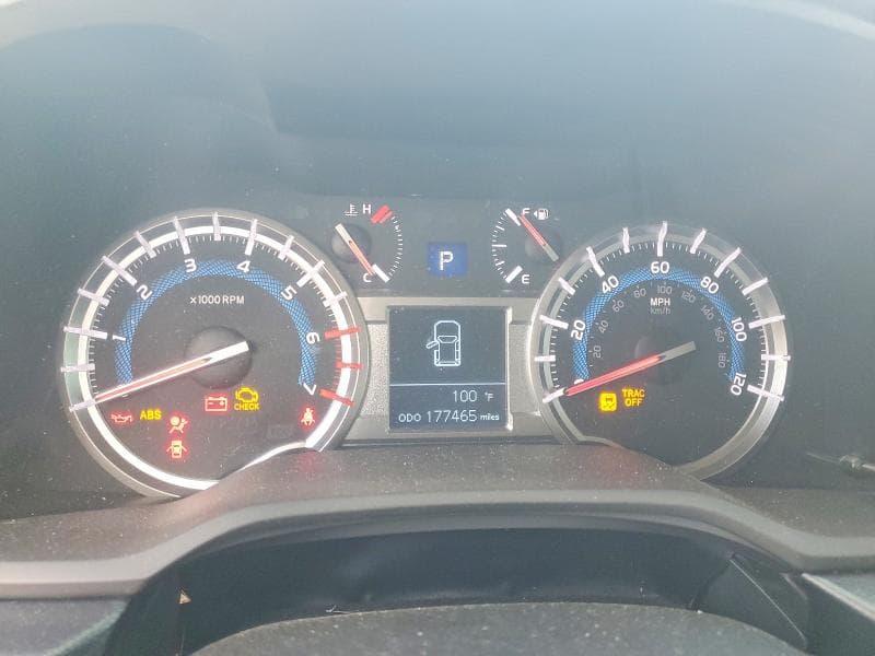 2017 TOYOTA 4RUNNER SR5 9