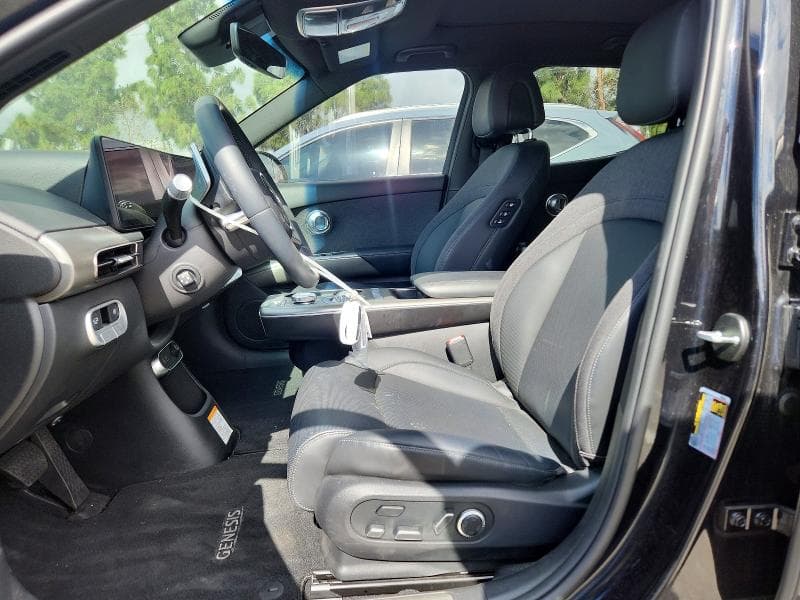2025 GENESIS GV60 STANDARD 7