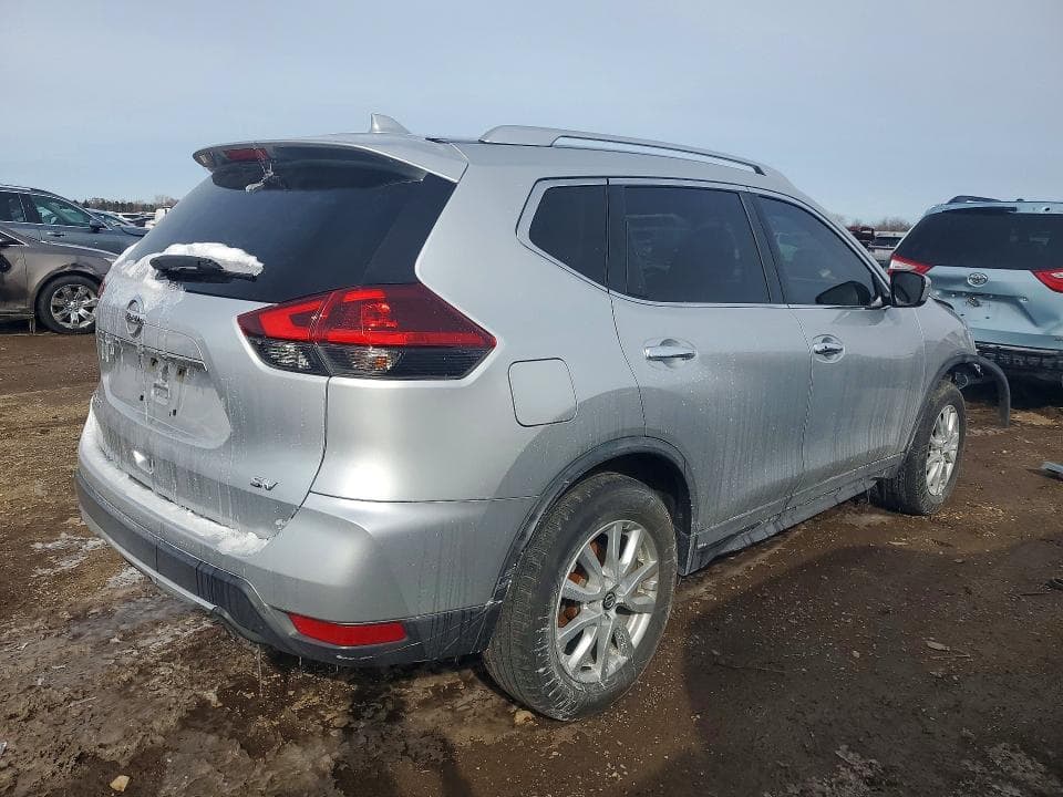 2018 NISSAN ROGUE SV 3