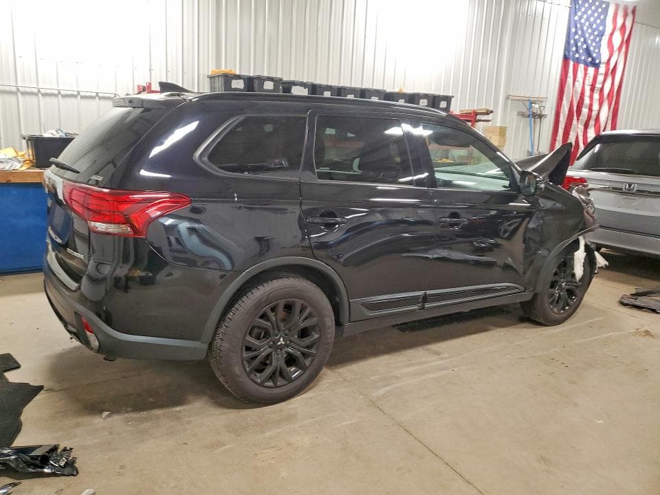 2018 MITSUBISHI OUTLANDER SE SE 3