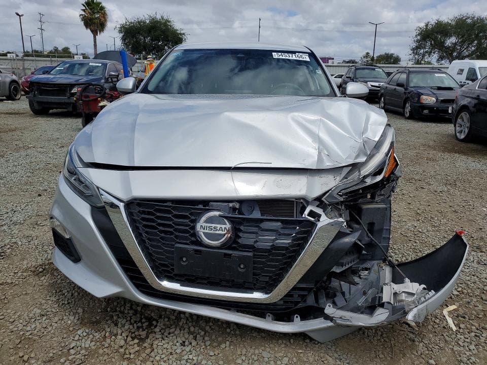 2022 NISSAN ALTIMA SV 5
