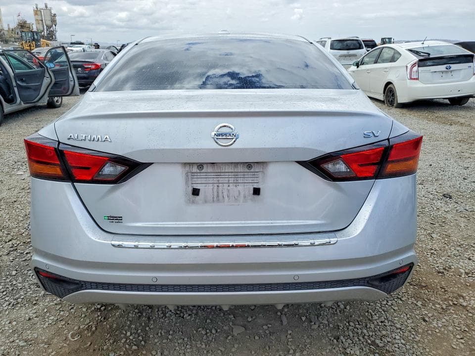 2022 NISSAN ALTIMA SV 6