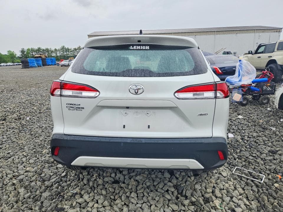 2024 TOYOTA COROLLA CROSS L 6