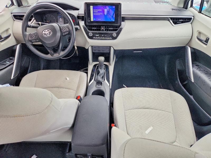 2024 TOYOTA COROLLA CROSS L 8