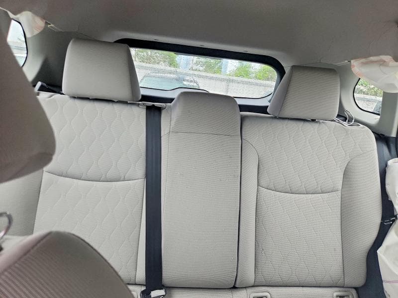 2024 TOYOTA COROLLA CROSS L 10
