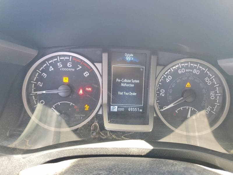 2022 TOYOTA TACOMA SR5 V6 9
