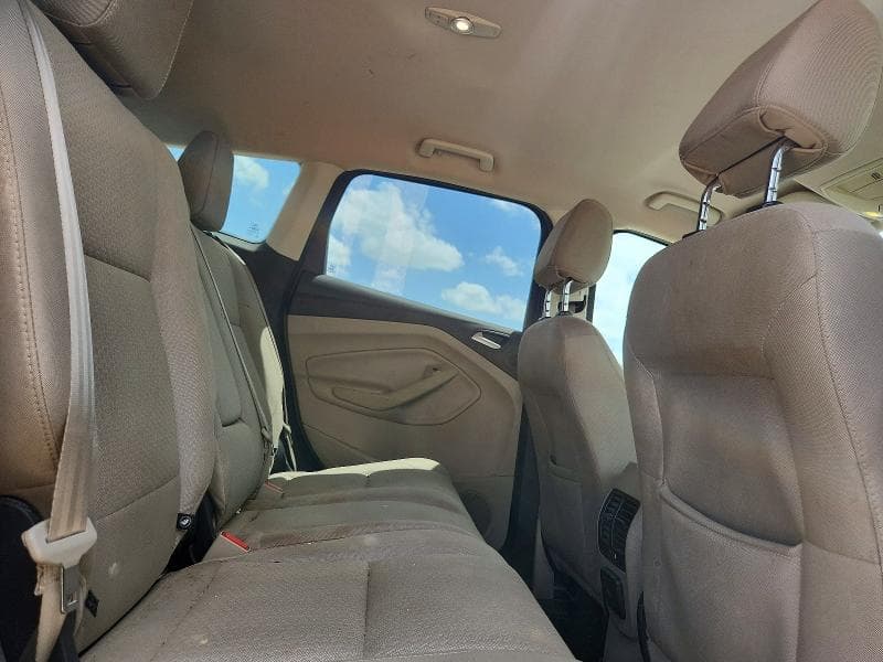2017 FORD ESCAPE SE 11