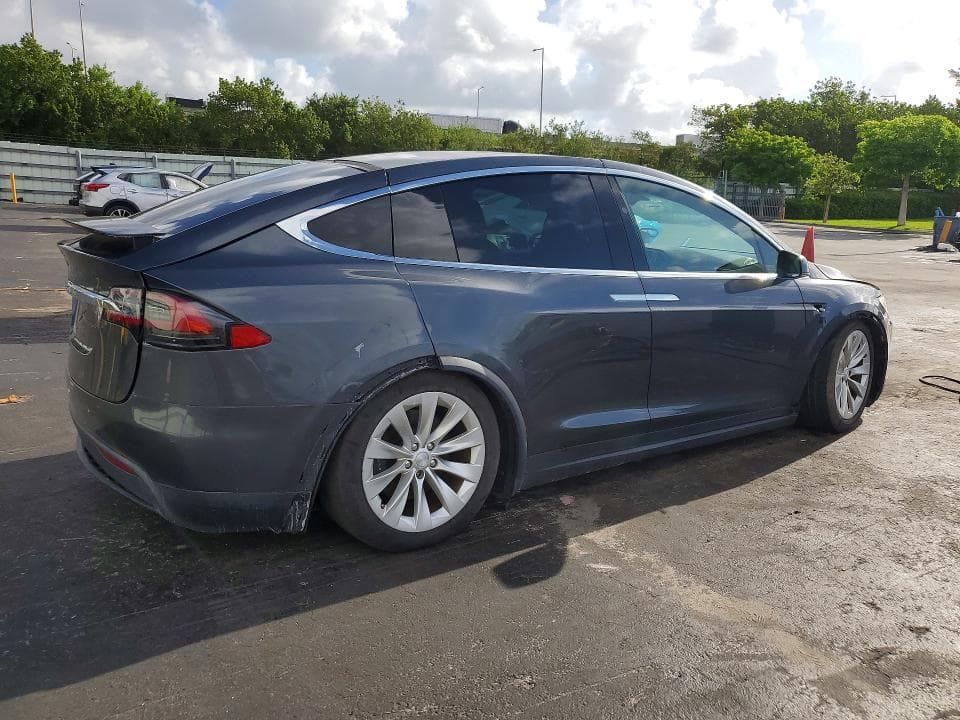 2017 TESLA MODEL X 100D 4