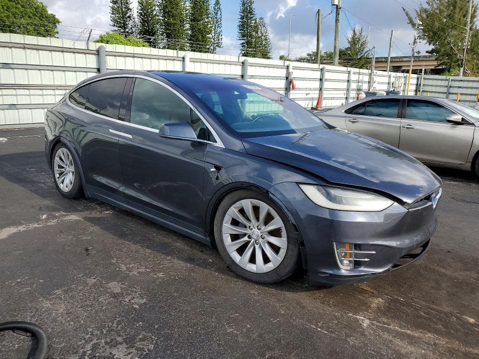 2017 TESLA MODEL X 100D 5