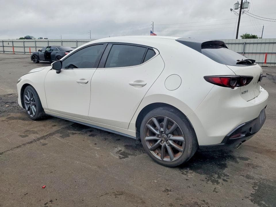 2021 MAZDA 3 SELECT 2
