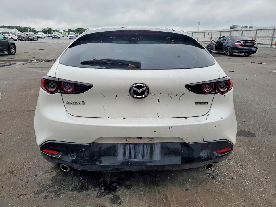 2021 MAZDA 3 SELECT 6