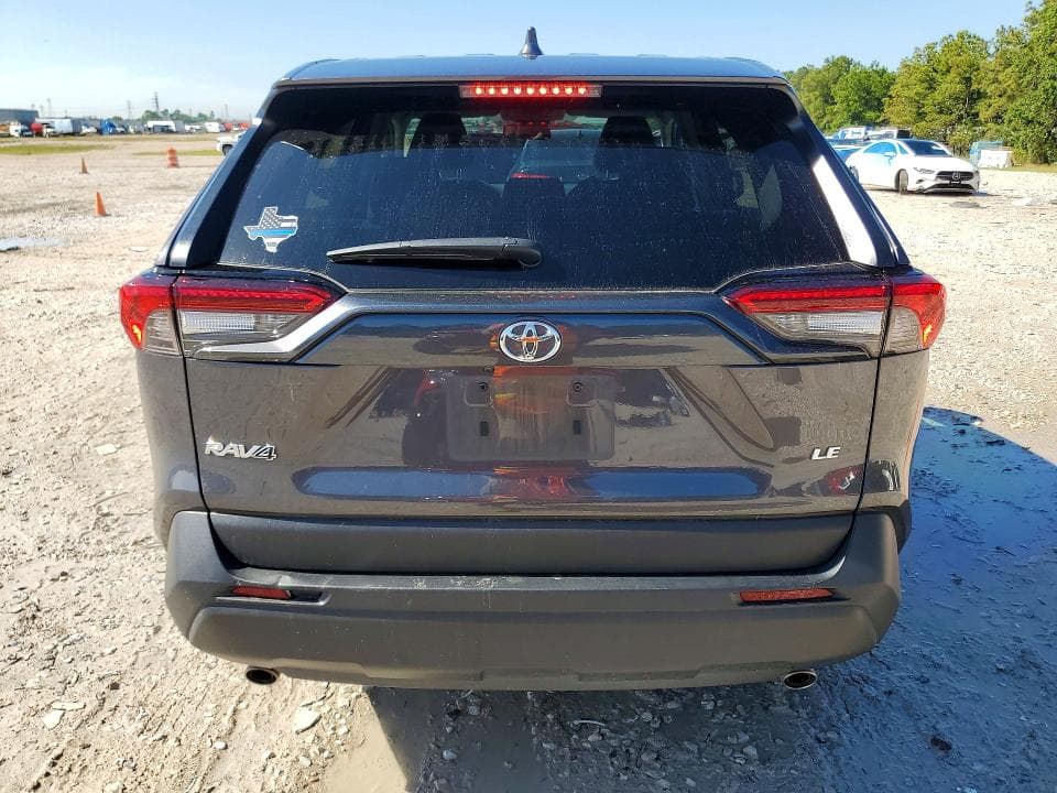 2024 TOYOTA RAV4 LE LE 6