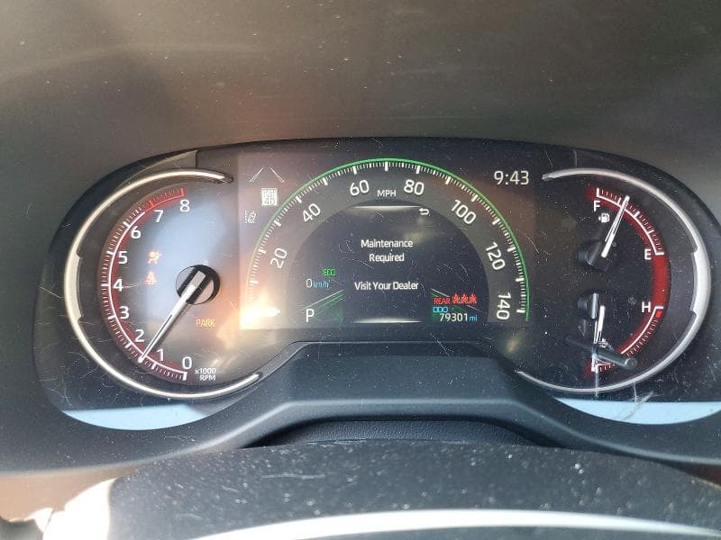 2024 TOYOTA RAV4 LE LE 9