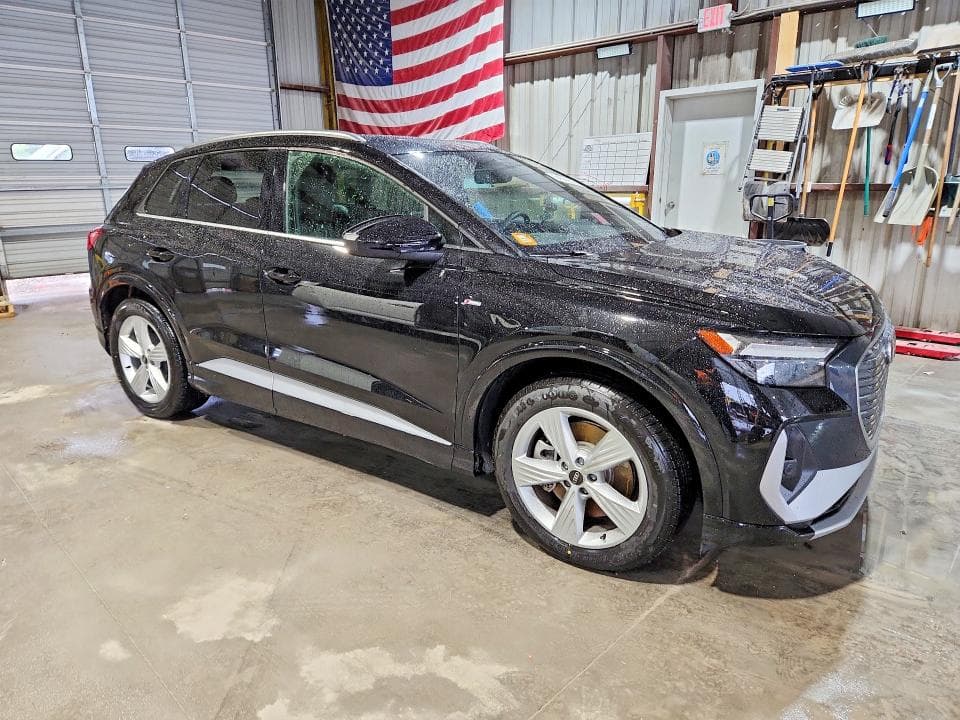 2025 AUDI Q4 E-TRON PREMIUM 4