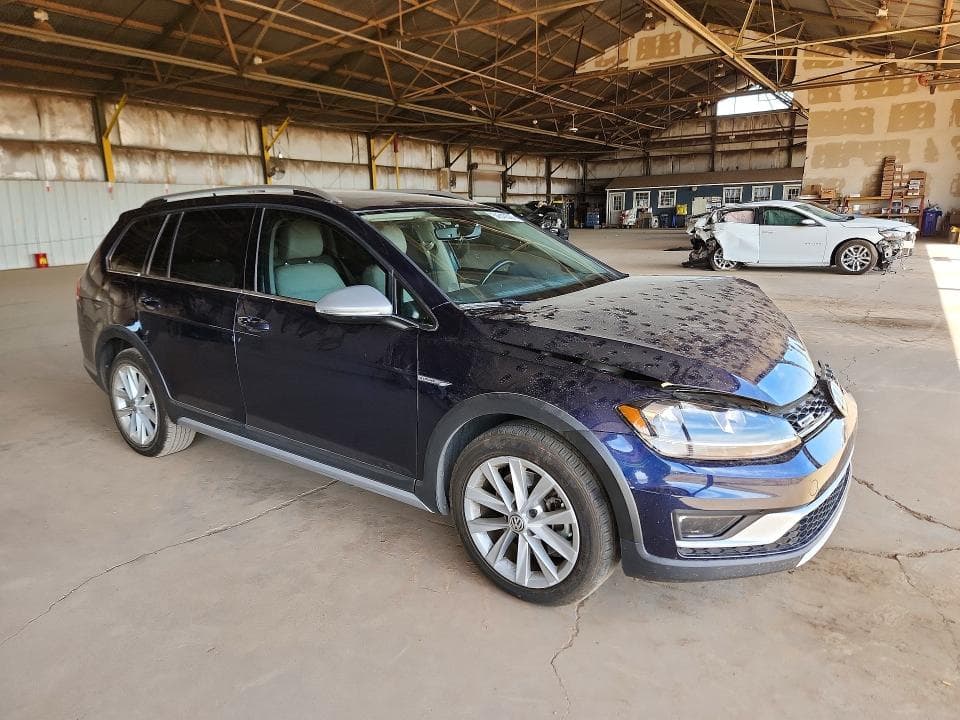 2019 VOLKSWAGEN GOLF ALLTRACK S 4