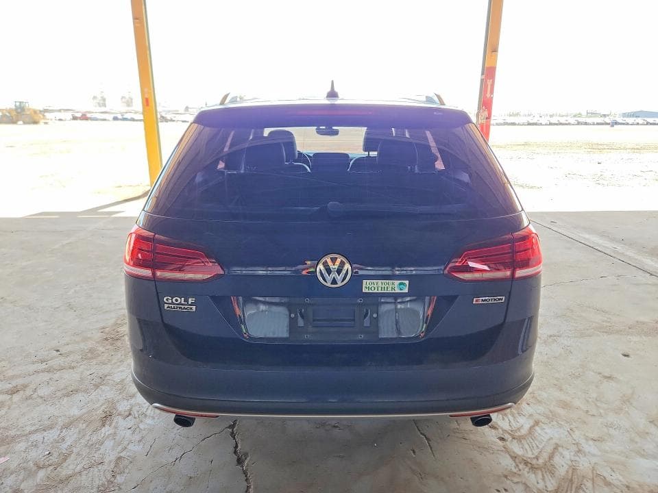 2019 VOLKSWAGEN GOLF ALLTRACK S 6