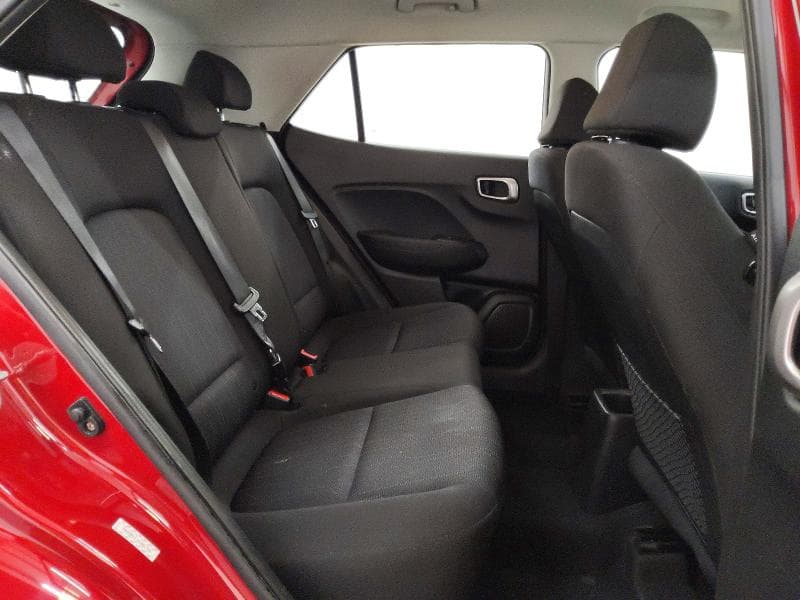 2021 HYUNDAI VENUE SE 11