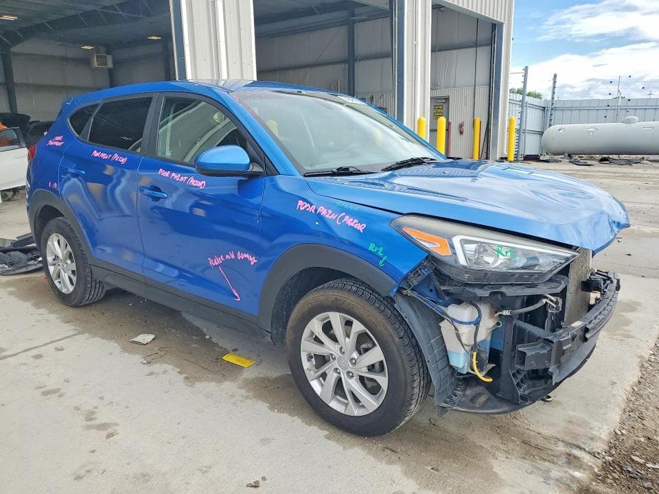 2020 HYUNDAI TUCSON SE SE 4