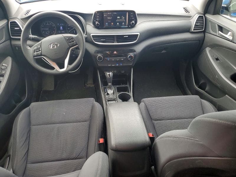2020 HYUNDAI TUCSON SE SE 8