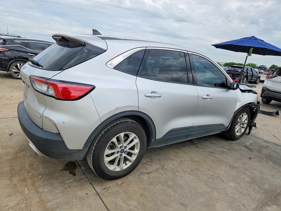 2020 FORD ESCAPE SE 3