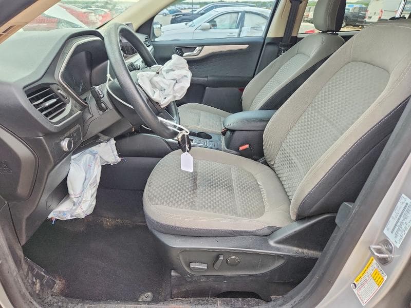 2020 FORD ESCAPE SE 7